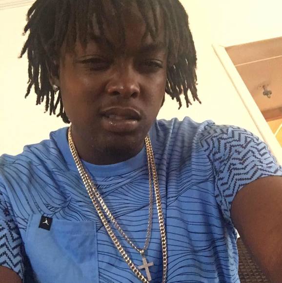 Profile Picture of Gusto Terentino (@gustoterentino) on Poshmark