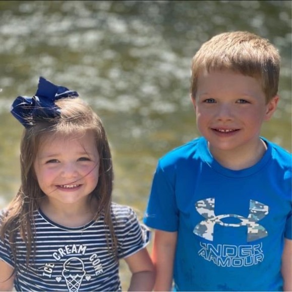 Profile Picture of Nicole Nilson (@nicolenilson128) on Poshmark