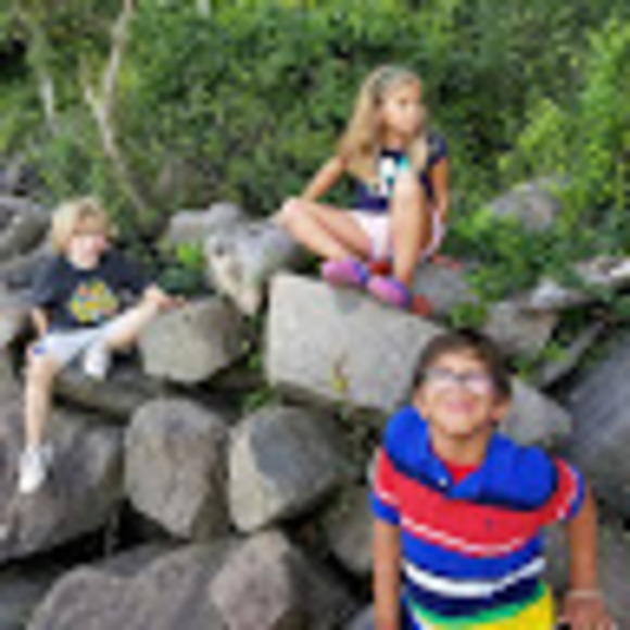 Profile Picture of Mario Blanch (@marioblanch704) on Poshmark