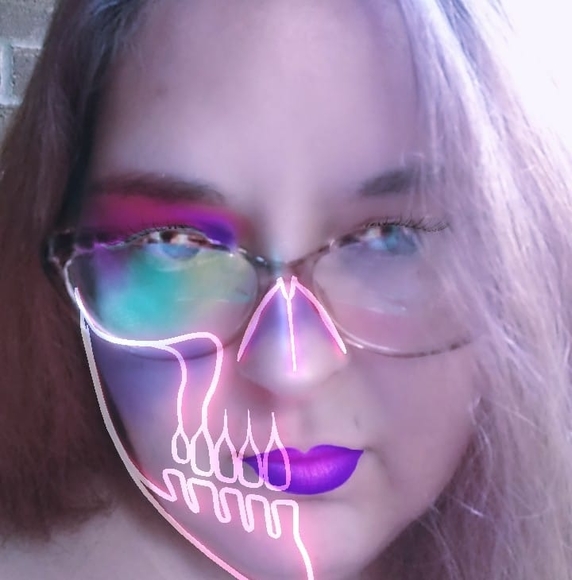 Profile Picture of Amanda Dibos (@amandadibos) on Poshmark