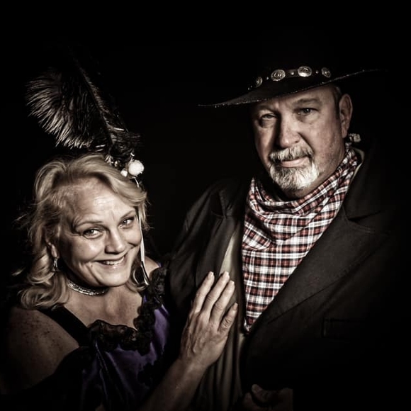 Profile Picture of Sandy Vanassche (@sandygrady) on Poshmark