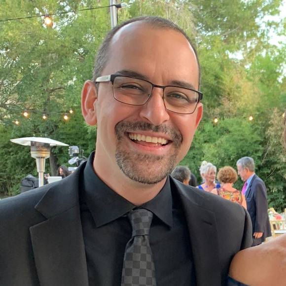 Profile Picture of Artin Kasparian (@artinkasparian) on Poshmark