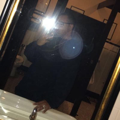 Profile Picture of  🌞 🌴Lorenzo Johnson 🌴 🌞 (@Lorenzo_J_2017) on Twitter