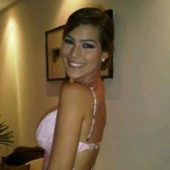 Profile Picture of Antonella Bonaiuto (@antobonaiuto29) on Poshmark