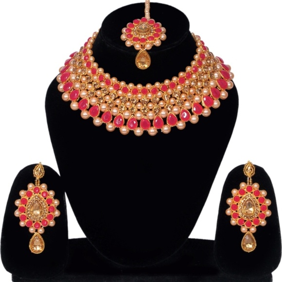 Profile Picture of Twinkle Billore (@twinklebillore) on Poshmark