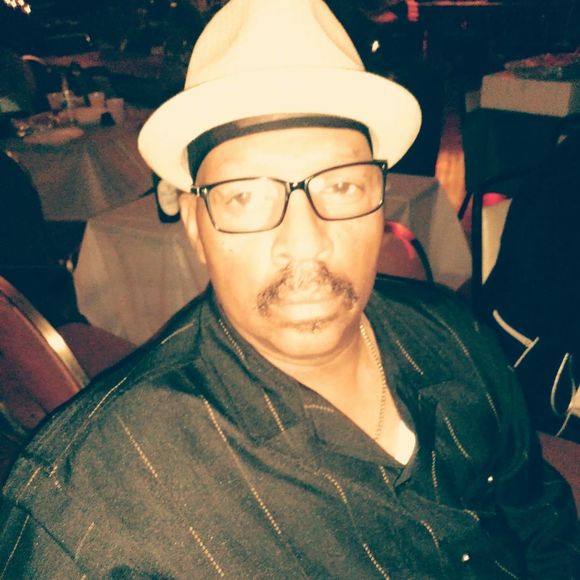 Profile Picture of Leo Primeaux (@leoprimeaux) on Poshmark