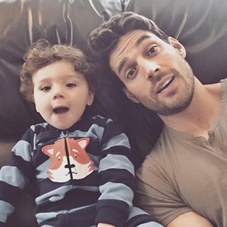 Profile Picture of Gerald Vapes (@gerald.vapes.3) on Facebook