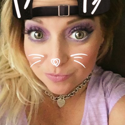 Profile Picture of Kerri Newton (@KerriNe06060907) on Twitter