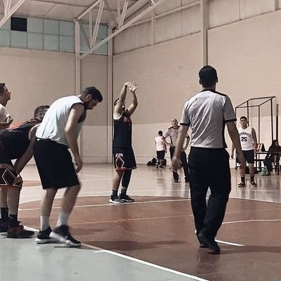 Profile Picture of Vic. (@Victorzubiate99) on Twitter