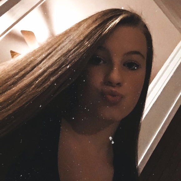 Profile Picture of Morgan Campbell (@morgan_odessa) on Poshmark