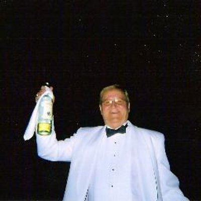 Profile Picture of Ronald (Coach) Beard (@RonaldCoachBear) on Twitter