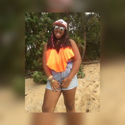 Profile Picture of Alexa Foster 💜 🌸 (@Alexafoster11) on Twitter