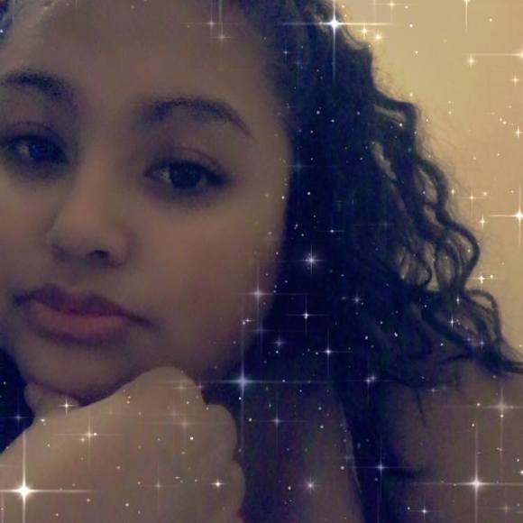 Profile Picture of Diablita Aburto (@diablita_gomez) on Poshmark