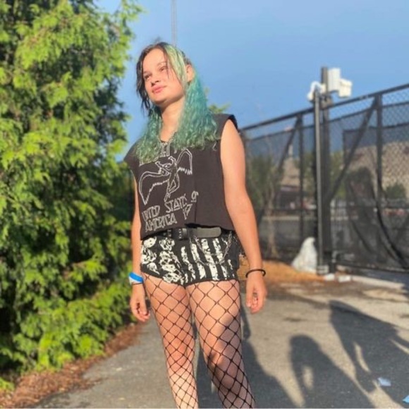 Profile Picture of Michaela Hainley (@michaelahainley) on Poshmark