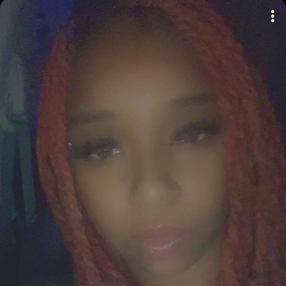 Niecey Niecey - Poshmark Profile Picture of Niecey Niecey (@shanieceayers29) on Poshmark