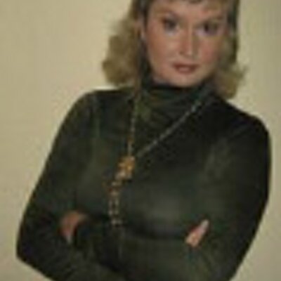 Profile Picture of Anjelica Banome (@Anjelicagho) on Twitter