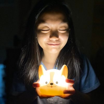 Profile Picture of Maxine Ferrer (@thelittleferrer) on Twitter