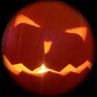 Profile Picture of Jared E-J (@Bozeke) on Twitter