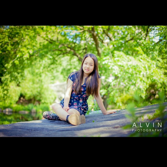 Profile Picture of Jessica Tsui (@totally_a_nerd) on Poshmark
