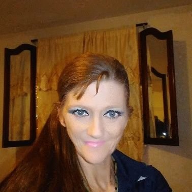 Profile Picture of Rosalyn Holliday (@RosalynHollida2) on Twitter