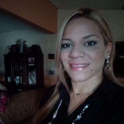 Profile Picture of Alessandra Olivieri (@Alessaolivi) on Twitter