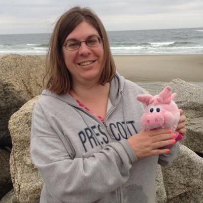 Profile Picture of Joanna Roberts (@gephyrophobe217) on Twitter