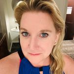 Profile Picture of Amanda Young Brott (@amandabrott) on Instagram
