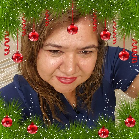 Profile Picture of Virginia Morado (@virginiamorado) on Poshmark