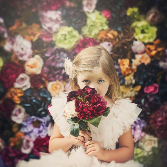 Profile Picture of Jessica Linquist (@jessaroseak) on Poshmark