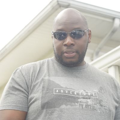 Profile Picture of Dave Darnell (@MrDavidDarnell) on Twitter