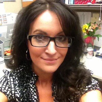 Profile Picture of Leslie Dee (@leslie_dee_10) on Twitter