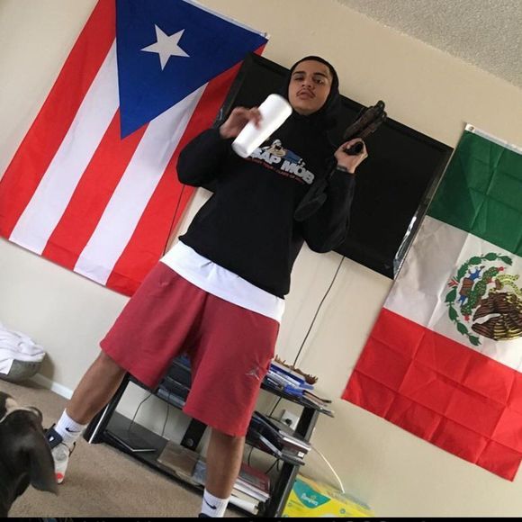 Profile Picture of Andrew Camacho (@camachoandrew07) on Poshmark