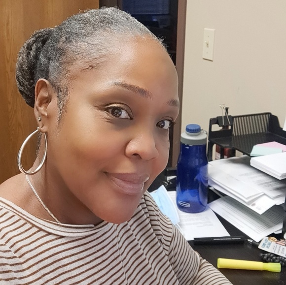 Profile Picture of Chris Wyatt (@tine21) on Poshmark