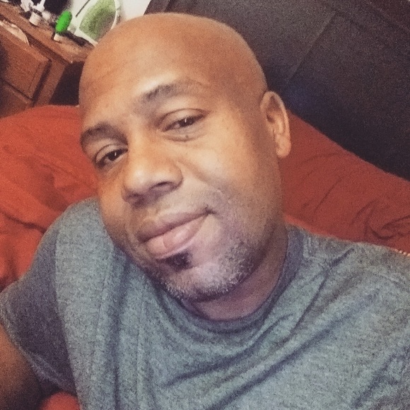 Profile Picture of Keith Robinson (@daddyk307) on Poshmark