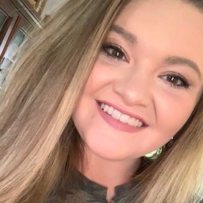 Profile Picture of Lyndsey Davis Wheeler (@lwheeler_17) on Twitter