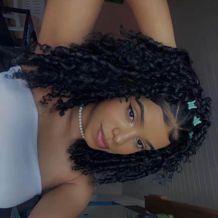 Profile Picture of sther 🌺 (@sther_bhea) on Tiktok