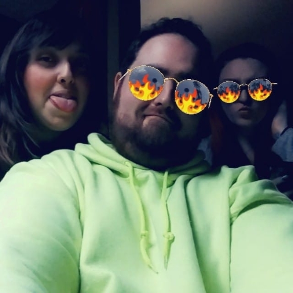 Austin Binegar - Poshmark Profile Picture of Austin Binegar (@austinbinegar) on Poshmark