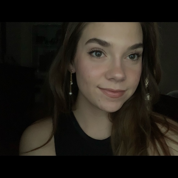 Briannah Plasse - Poshmark Profile Picture of Briannah Plasse (@briannahxox) on Poshmark