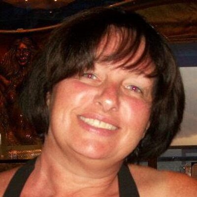 Profile Picture of Rebecca Haase (@kahluanmilk) on Twitter