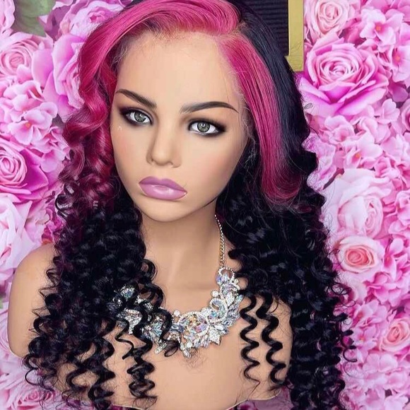 Profile Picture of Victoria Fosso (@victoriafosso) on Poshmark