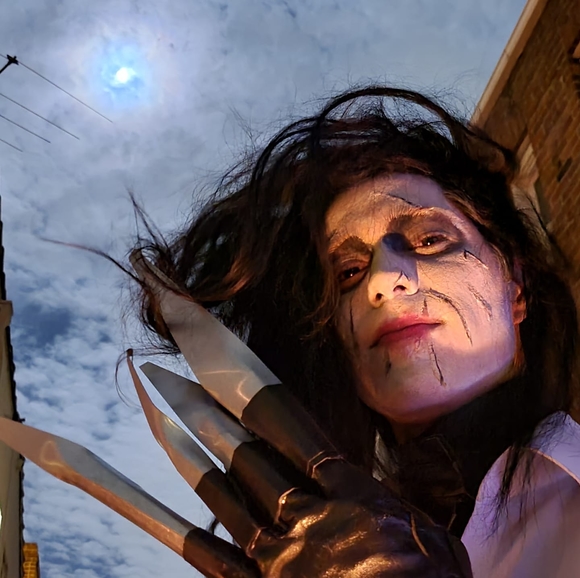 Profile Picture of Jeremy Ruiz (@sleetil) on Poshmark