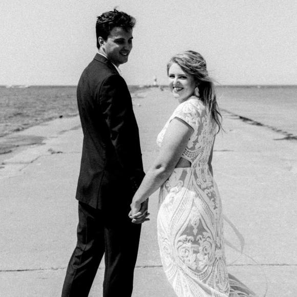 Profile Picture of Emily Fenech (@emilyfenech) on Poshmark