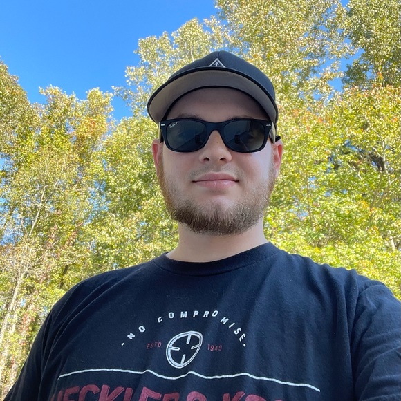 Profile Picture of Ben Chandler (@warlock1227) on Poshmark