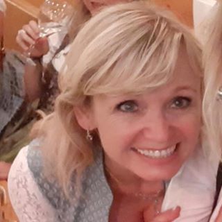 Profile Picture of Christine BeffertGrassl (@christine.beffertgrassl) on Facebook
