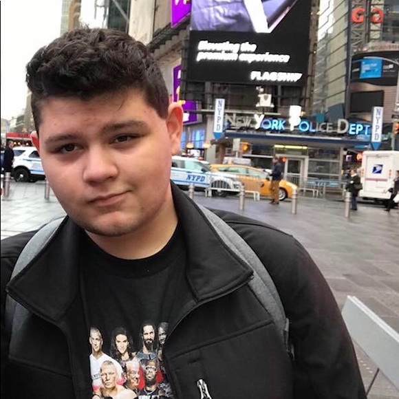 Profile Picture of Colby James (@aj295lee) on Poshmark