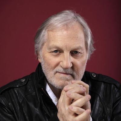 Profile Picture of Jean-Jacques Debout Officiel (@jjdebout) on Twitter