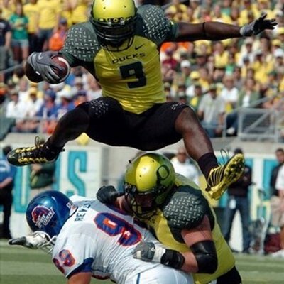 Profile Picture of Larry Robinett (@myredrobbin) on Twitter