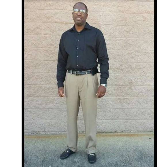 Profile Picture of Derek Picot (@flopdeisel) on Poshmark