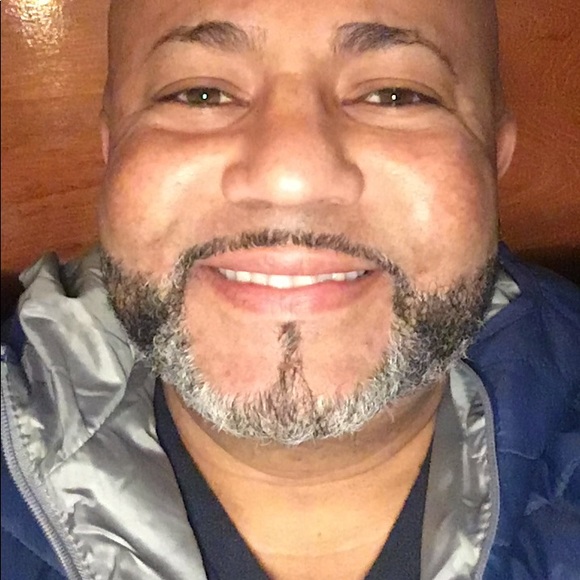 Profile Picture of Felix Zapata (@platano7) on Poshmark