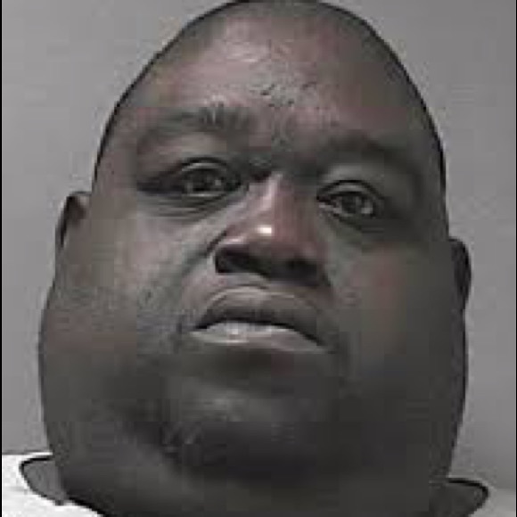 Profile Picture of Alex Saez (@lilal03) on Poshmark